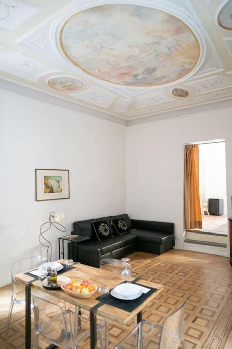 Casa Quarenghi - Original Frescoes